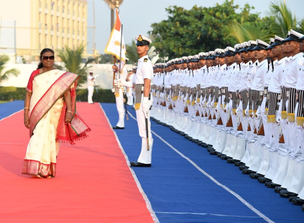 President Droupadi Murmu Attends Navy Day Celebration at Puri Beach