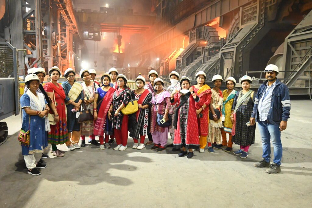 Sensitisation tour organised for spouses of employees of SAIL, Rourkela Steel Plant