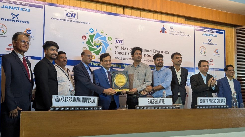 Jindal Stainless’ Hisar team receiving the award
