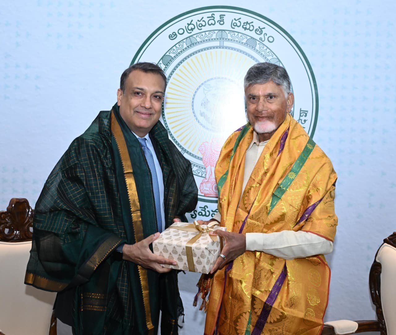 Sumant Sinha with N. Chandrababu Naidu.jpeg