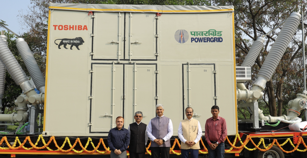 POWERGRID and Toshiba launch India’s First Indigenous 220kV Mobile GIS (m-GIS) System POWERGRID and Toshiba launch India’s First Indigenous 220kV Mobile GIS (m-GIS) System