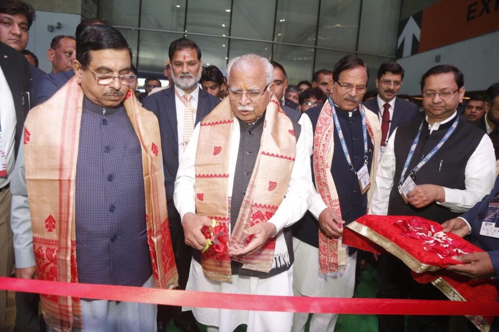 Union Power Minister Manohar Lal Inaugurates REC’s ‘Green Multiplier’ Pavilion at Bharat Electricity Summit